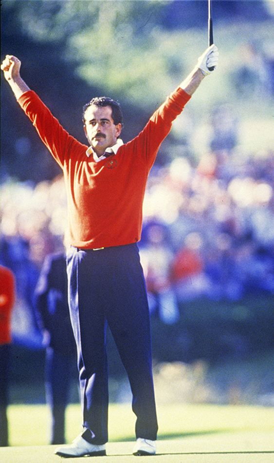 European golfer Sam Torrance holes his putt on the 18th hole to give Europe the victory at the 1985 Ryder Cup at The Belfry (Photograph © Lawrence Levy Photographic Collection. All rights reserved.  Image courtesy of the University of St Andrews Library, [2008-1-7362]).