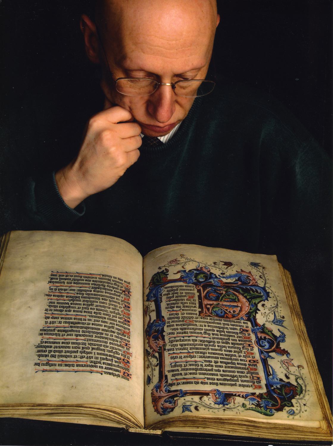 Norman Reid, Head of Special Collections, with the "St Andrews Psalter" (photograph by Peter Adamson)