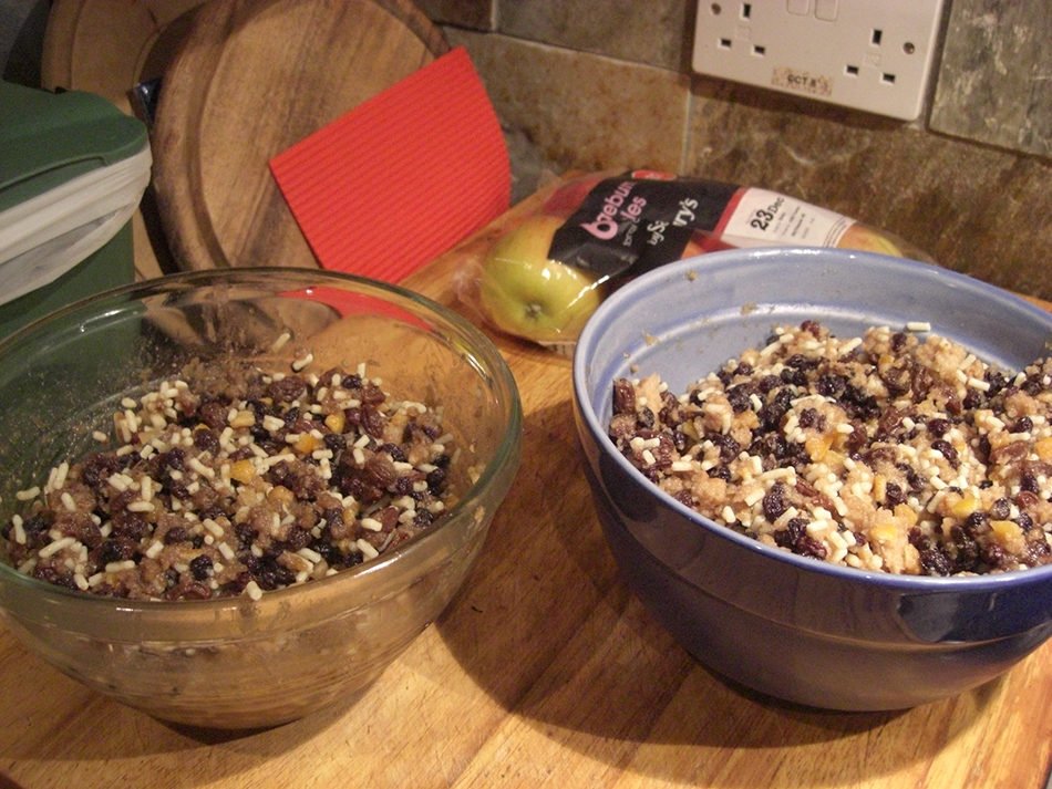 Beef mincemeat (left) and fruit mincemeat (right), recipes in ms38783