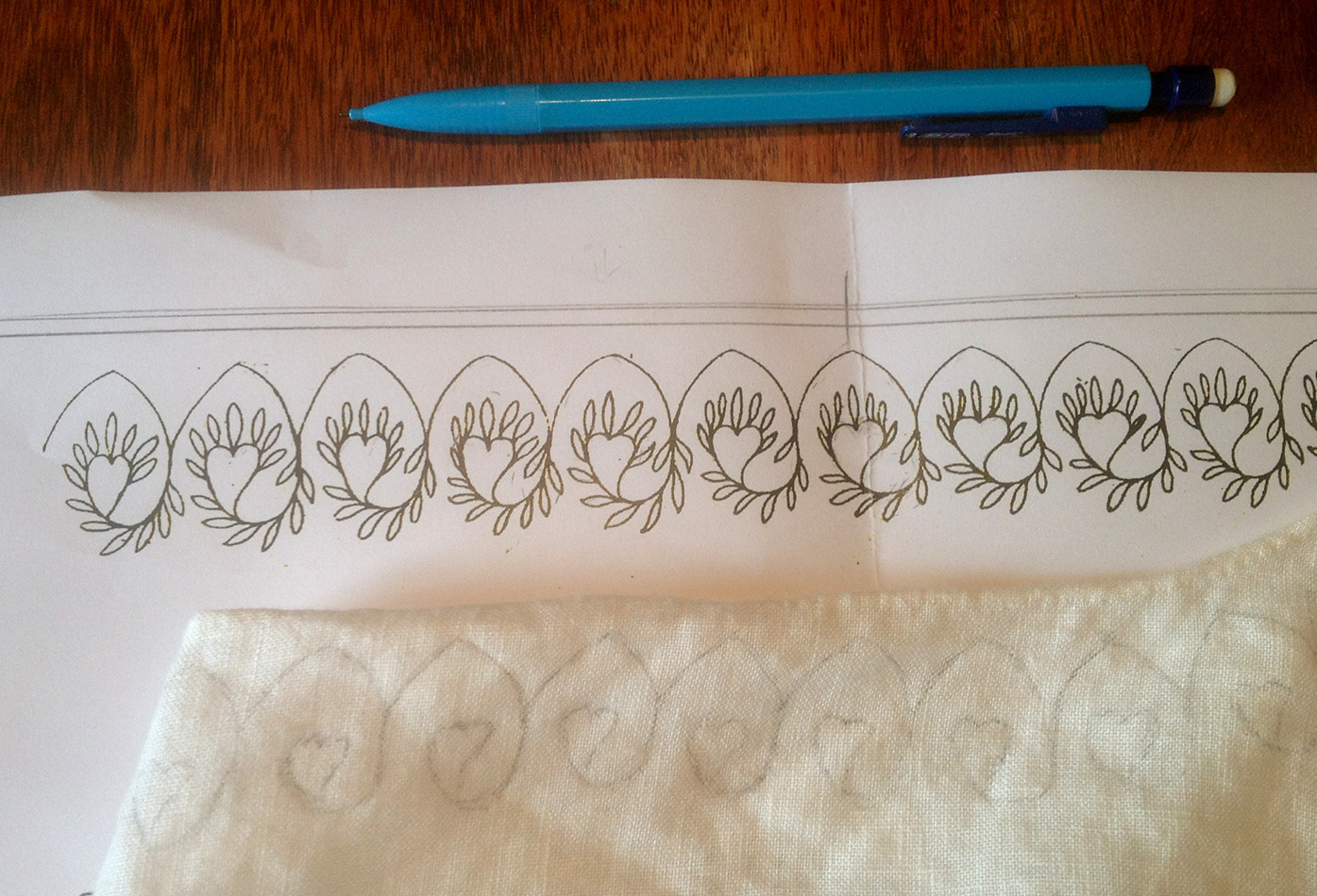 Tracing the pattern onto the linen. Because the fabric tended to move a bit during tracing, I didn’t mark the position of each individual leaf, but just drew them in free-hand as I was ready to begin embroidering each motif.