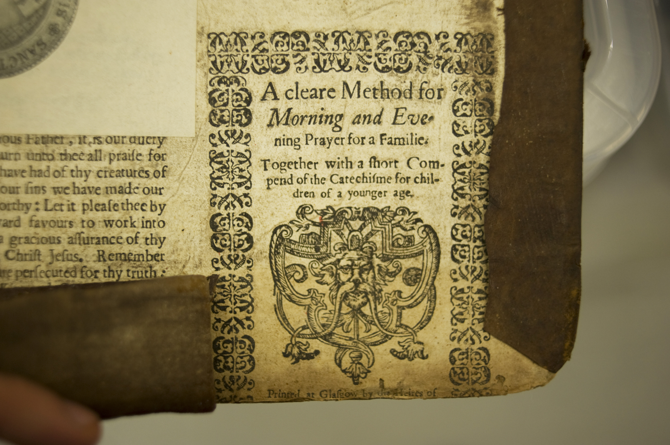 Detail of the title page for the 1648 Glasgow printing of “A cleare method for morning and evening prayer for a familie: together with a short compend of the catechisme for children of a younger age” 