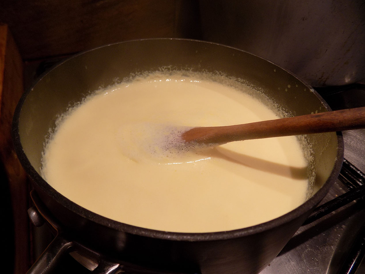 Milk soup cooking